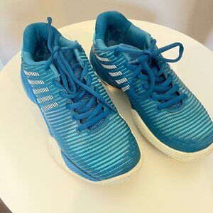 K-Swiss Juniors` Hypercourt Express 2 Tennis Shoes Celestial and Scuba Blue 3.5